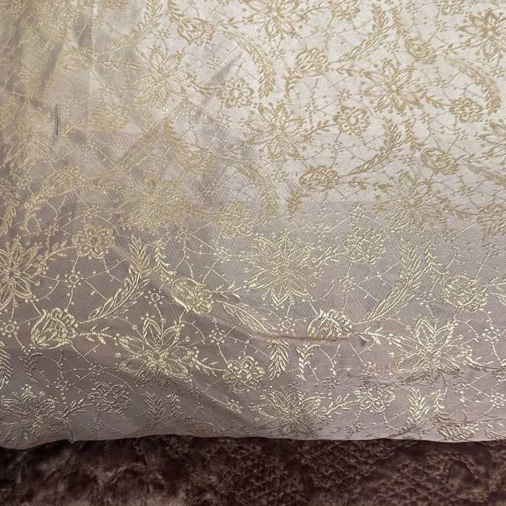 Luxurious Cream and Brown Comforter Set